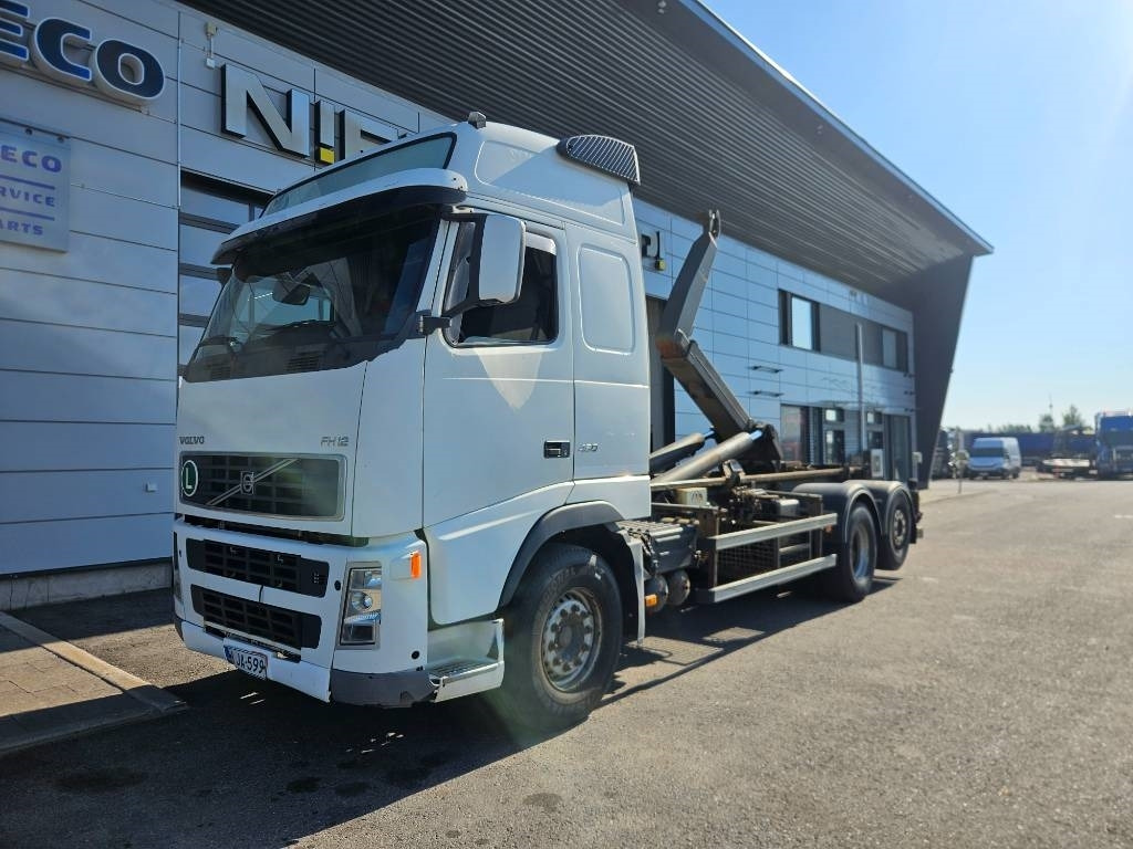 Volvo FH12 460 - Kamion sa hidrauličnom kukom: slika 1 Volvo FH12 460 - Kamion sa hidrauličnom kukom: slika 1