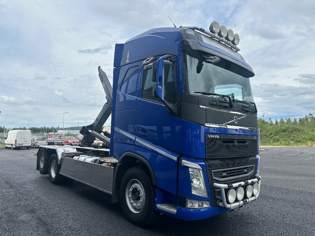 Volvo FH13 540 6x2 Manuaali - Kamion sa hidrauličnom kukom: slika 2 Volvo FH13 540 6x2 Manuaali - Kamion sa hidrauličnom kukom: slika 2