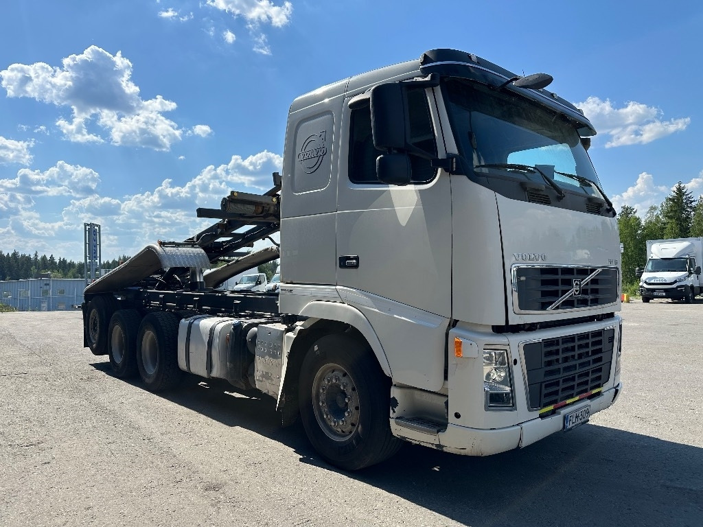 Volvo FH16 540 8x4*4 - Kamion sa kablovskim sistemom: slika 3 Volvo FH16 540 8x4*4 - Kamion sa kablovskim sistemom: slika 3