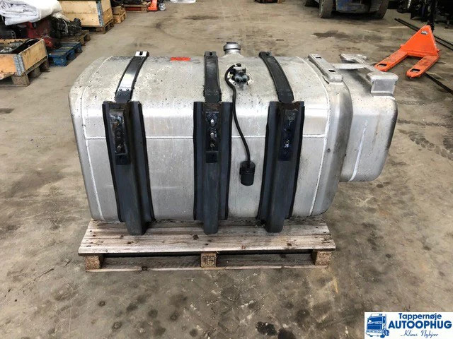 Scania Diesel tank – Fuel tank P/N: 2132702 - Rezervoar za gorivo za Kamion: slika 4 Scania Diesel tank – Fuel tank P/N: 2132702 - Rezervoar za gorivo za Kamion: slika 4