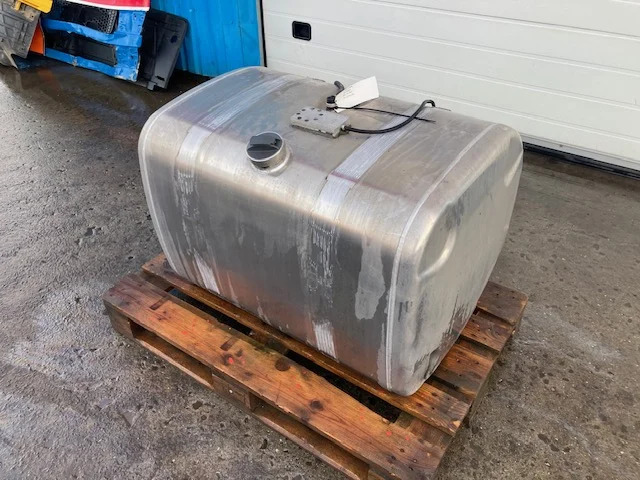 Scania Diesel tank – Scania 2713470 - Rezervoar za gorivo za Kamion: slika 1 Scania Diesel tank – Scania 2713470 - Rezervoar za gorivo za Kamion: slika 1