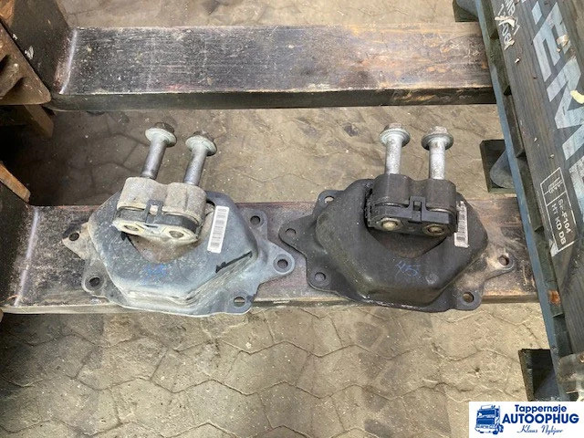Volvo 21416526 – Engine mounting - Motor i delovi za Kamion: slika 1 Volvo 21416526 – Engine mounting - Motor i delovi za Kamion: slika 1