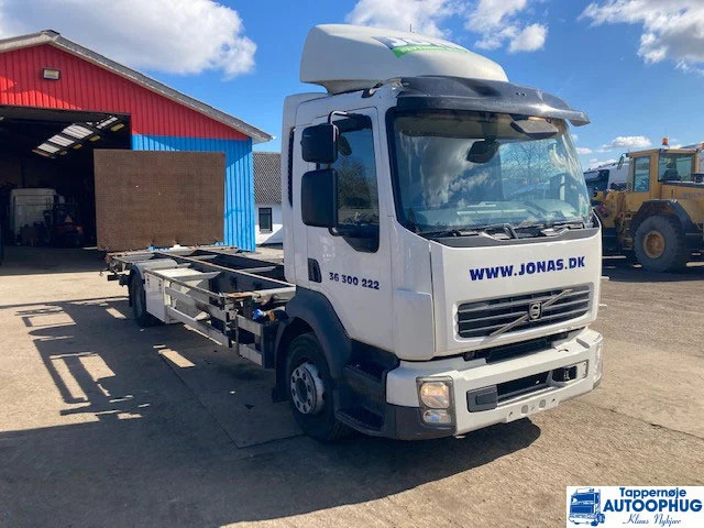 Volvo FL240 euro5 - Kamion sa tovarnim sandukom: slika 2 Volvo FL240 euro5 - Kamion sa tovarnim sandukom: slika 2