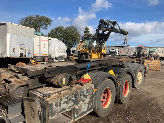 Volvo FMX 540 8X4 - Kamion za prevoz kontejnera/ Kamion sa promenjivim sandukom: slika 5 Volvo FMX 540 8X4 - Kamion za prevoz kontejnera/ Kamion sa promenjivim sandukom: slika 5