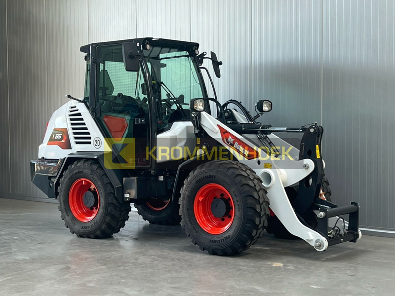 Bobcat L 85 - Utovarivač točkaš: slika 5 Bobcat L 85 - Utovarivač točkaš: slika 5