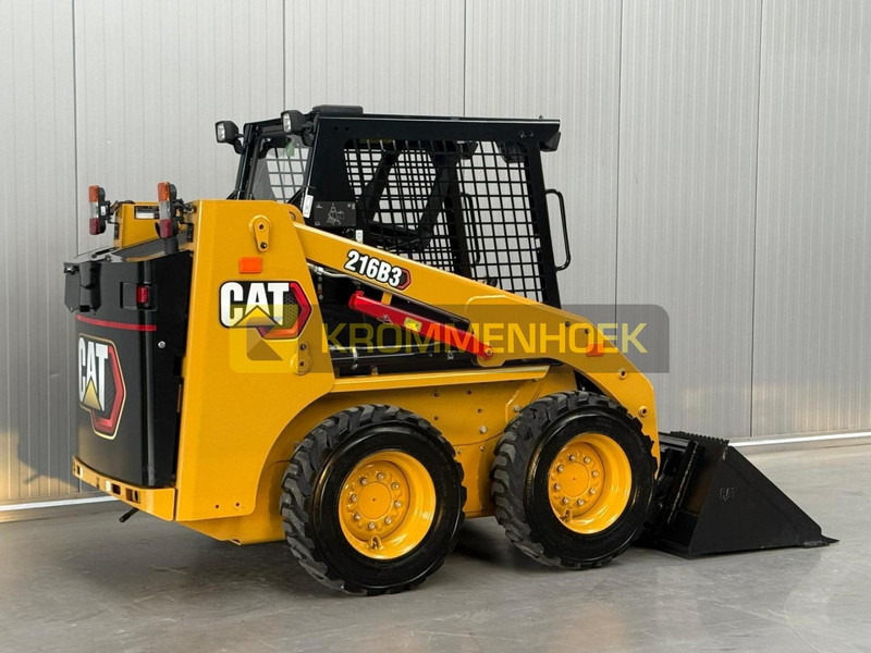 Caterpillar 216 B3 - Mini utovarivač: slika 4 Caterpillar 216 B3 - Mini utovarivač: slika 4