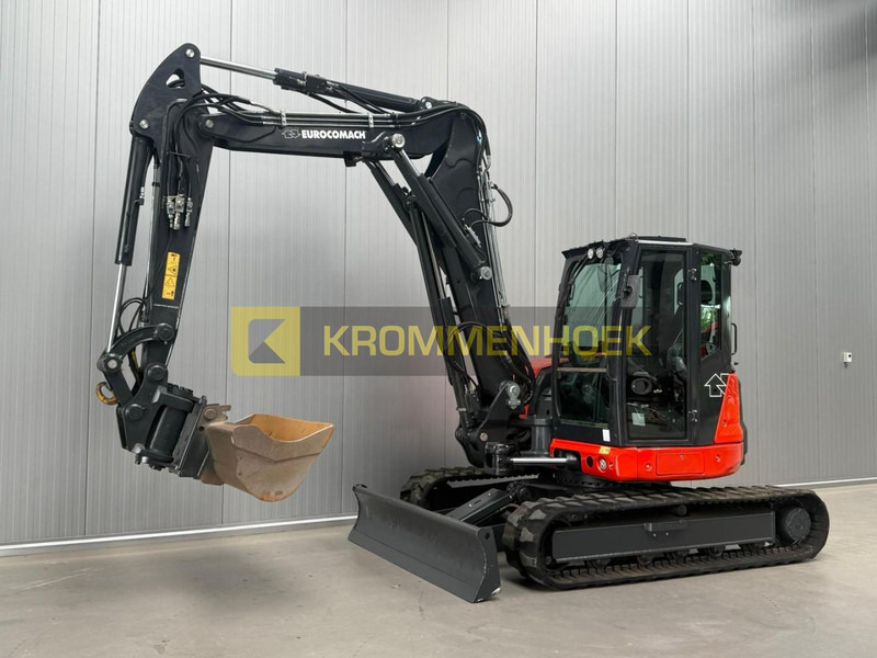Eurocomach ES 100 TR Powertilt - Mini bager: slika 2 Eurocomach ES 100 TR Powertilt - Mini bager: slika 2