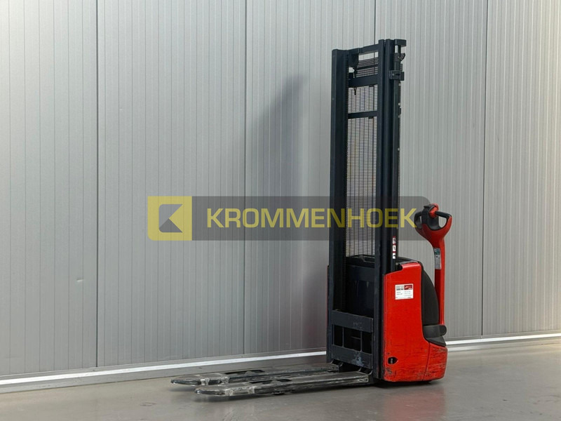Linde L 10 - Slagač: slika 1 Linde L 10 - Slagač: slika 1
