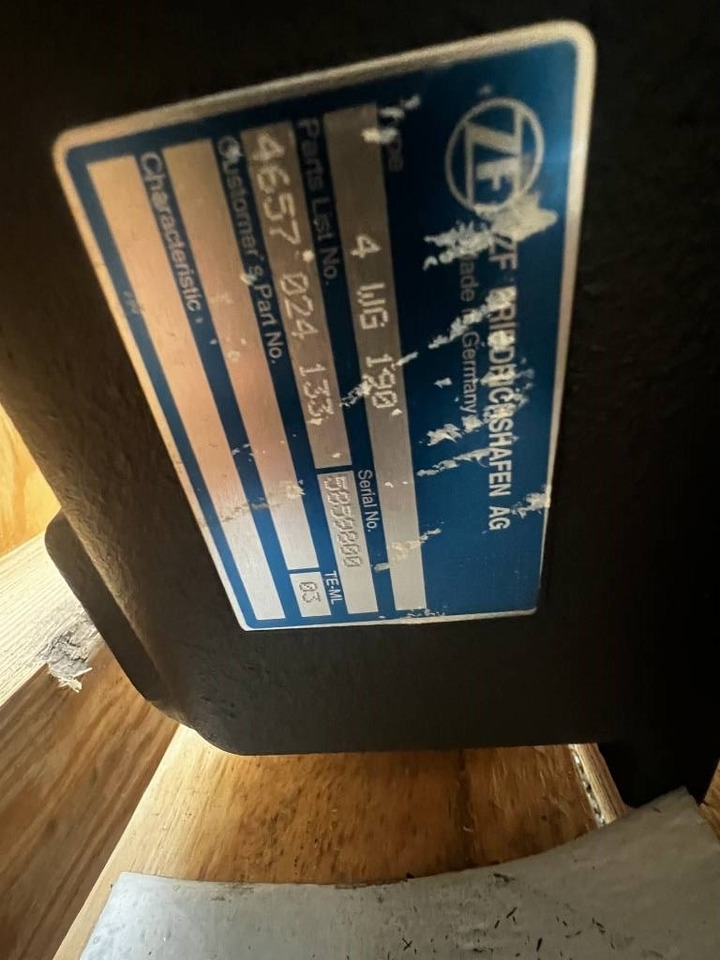 Hidraulika za Poljoprivredna mašina novi CNH Powershift - CNH / ZF - 4WG190 ZF: slika 13