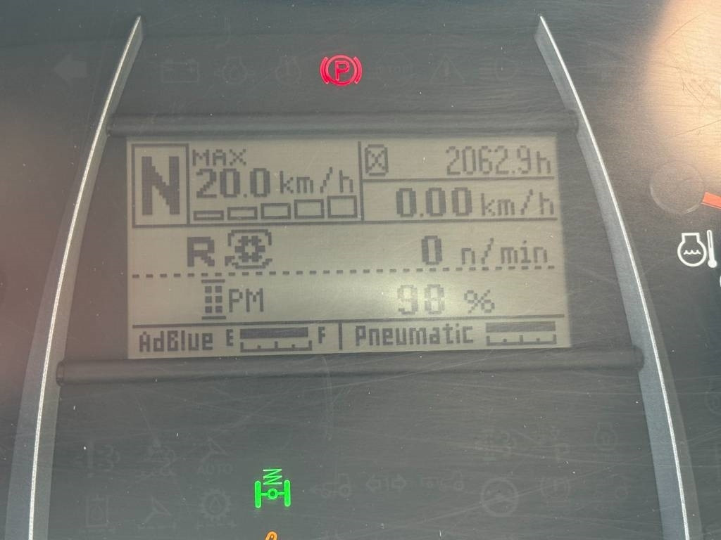 Traktor Kubota M7173 P-KVT, GPS RTK, frontlinkage + PTO, 2021!!: slika 33 Traktor Kubota M7173 P-KVT, GPS RTK, frontlinkage + PTO, 2021!!: slika 33