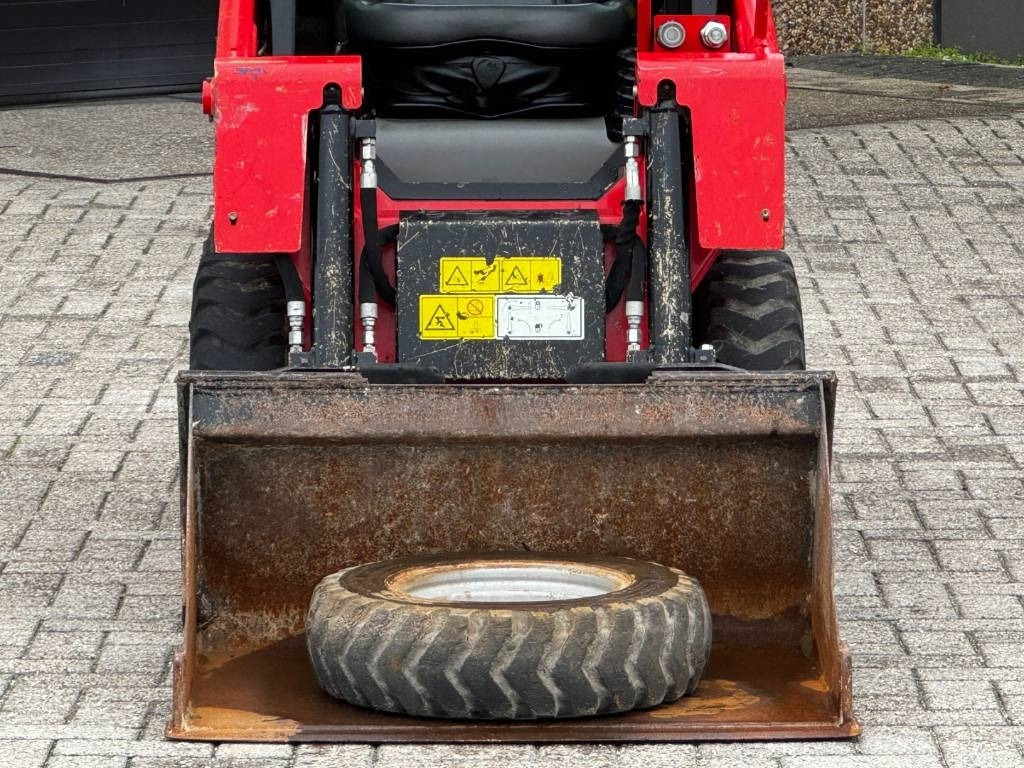 Manitou 850R, 2021, 365 hours! - Mini bager: slika 3 Manitou 850R, 2021, 365 hours! - Mini bager: slika 3