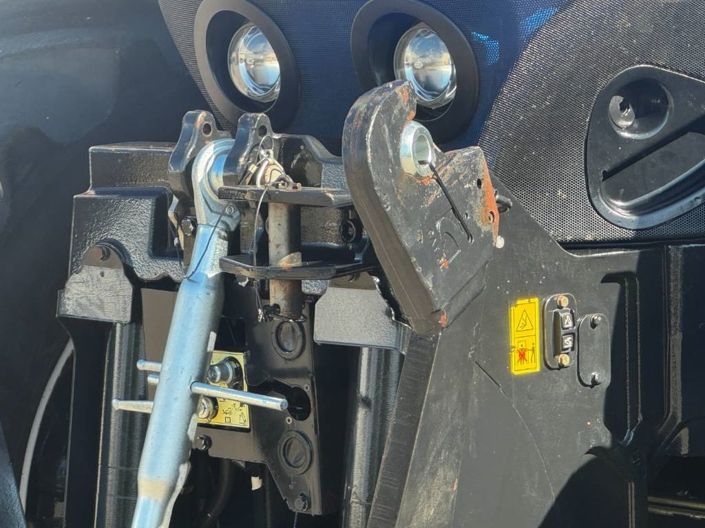 New Holland T7.245 Auto Command, GPS complete, frontlinkage - Traktor: slika 4 New Holland T7.245 Auto Command, GPS complete, frontlinkage - Traktor: slika 4