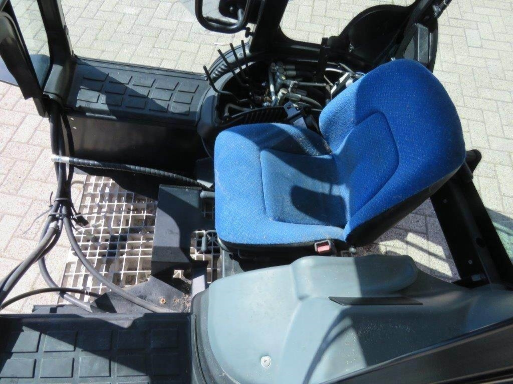 Kabina za Građevinska mašina novi New Holland TK: slika 9