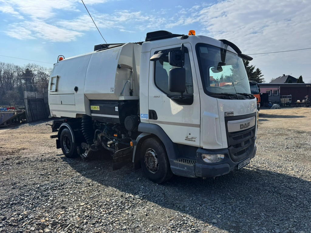 DAF LF180 - Autočistilica: slika 1 DAF LF180 - Autočistilica: slika 1