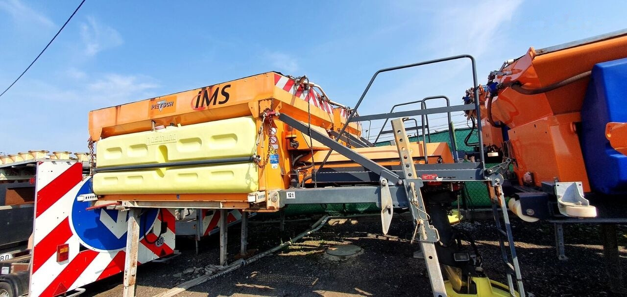 Schmidt KUPPER WEISSER 5m3 - Rasipač peska/ Soli za Korisno/ Posebno vozilo: slika 2 Schmidt KUPPER WEISSER 5m3 - Rasipač peska/ Soli za Korisno/ Posebno vozilo: slika 2