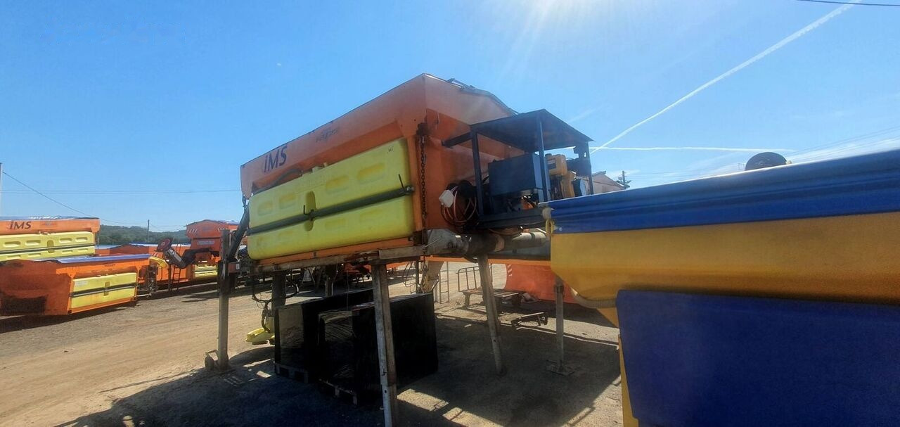 Schmidt KUPPER WEISSER 5m3 - Rasipač peska/ Soli za Korisno/ Posebno vozilo: slika 5 Schmidt KUPPER WEISSER 5m3 - Rasipač peska/ Soli za Korisno/ Posebno vozilo: slika 5