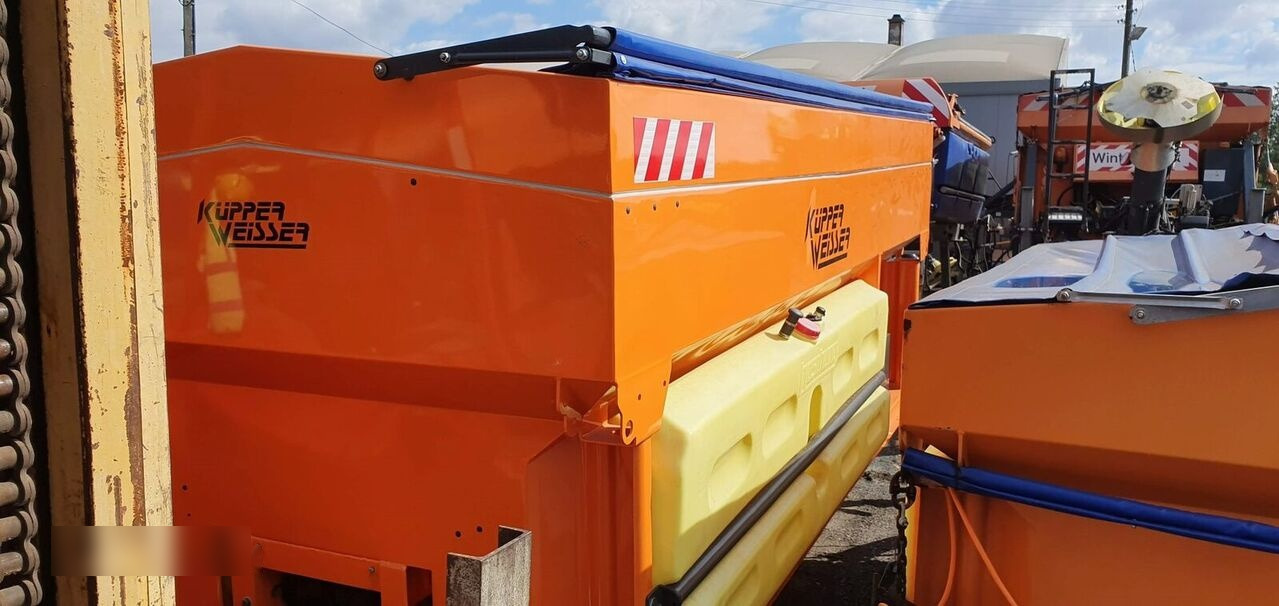 Schmidt KUPPER WEISSER 7m3 - Rasipač peska/ Soli za Korisno/ Posebno vozilo: slika 5 Schmidt KUPPER WEISSER 7m3 - Rasipač peska/ Soli za Korisno/ Posebno vozilo: slika 5