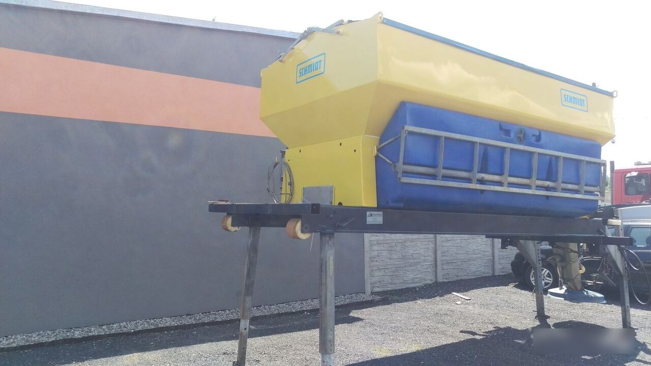 Schmidt STRATOS - Rasipač peska/ Soli za Korisno/ Posebno vozilo: slika 4 Schmidt STRATOS - Rasipač peska/ Soli za Korisno/ Posebno vozilo: slika 4