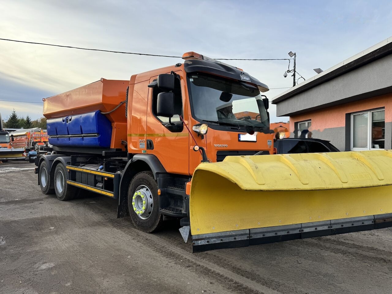 Volvo FE340 - Vozilo za čišćenje snega: slika 3 Volvo FE340 - Vozilo za čišćenje snega: slika 3