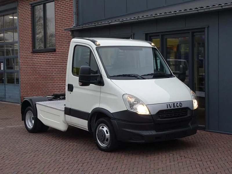Iveco Daily 35.210 PK BE TREKKER 10.4t AIRCO CC - Tegljač: slika 1 Iveco Daily 35.210 PK BE TREKKER 10.4t AIRCO CC - Tegljač: slika 1