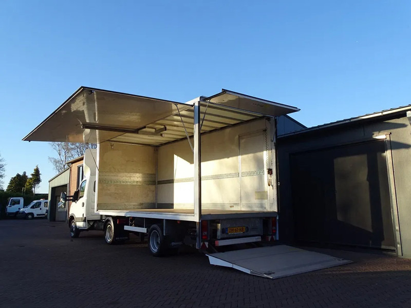 Iveco Daily 35C17 Podium oplegger 3800 KG LAADVERMOGEN LAADKLEP 1500 KG - Tegljač: slika 3 Iveco Daily 35C17 Podium oplegger 3800 KG LAADVERMOGEN LAADKLEP 1500 KG - Tegljač: slika 3