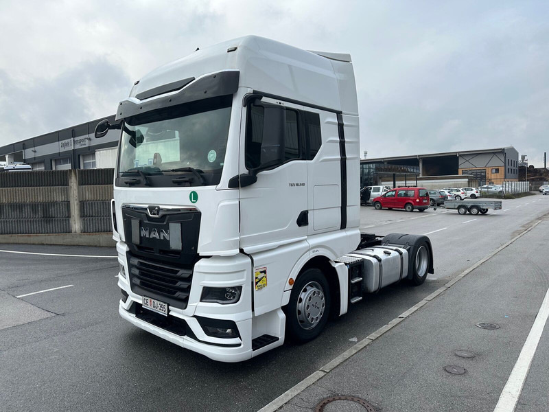 MAN TGX 18.510 4X2 LL SA Intarder Klima ACC - Tegljač: slika 2 MAN TGX 18.510 4X2 LL SA Intarder Klima ACC - Tegljač: slika 2