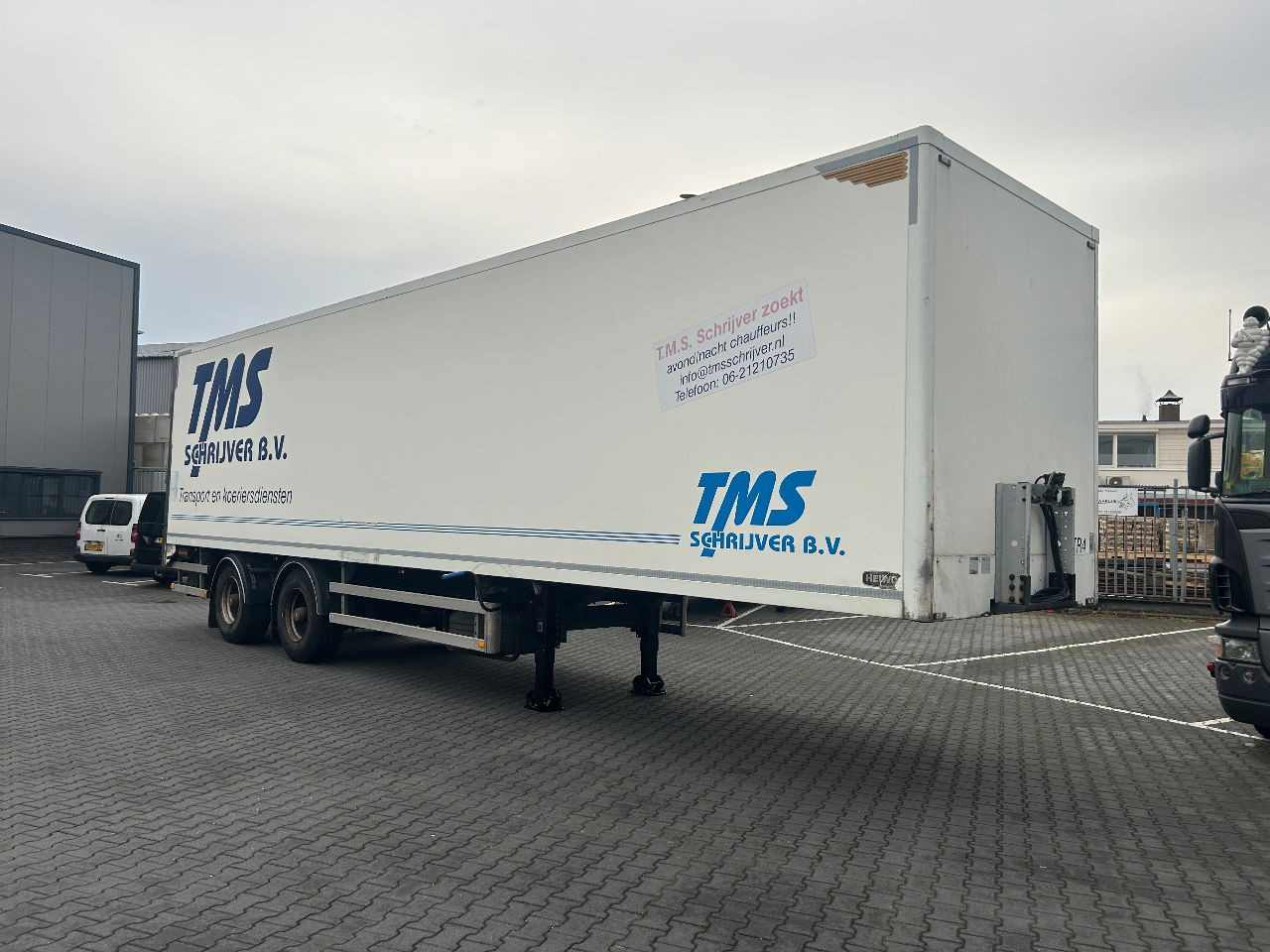 Diversen HTF citytrailer - Poluprikolica sa zatvorenim sandukom: slika 1 Diversen HTF citytrailer - Poluprikolica sa zatvorenim sandukom: slika 1
