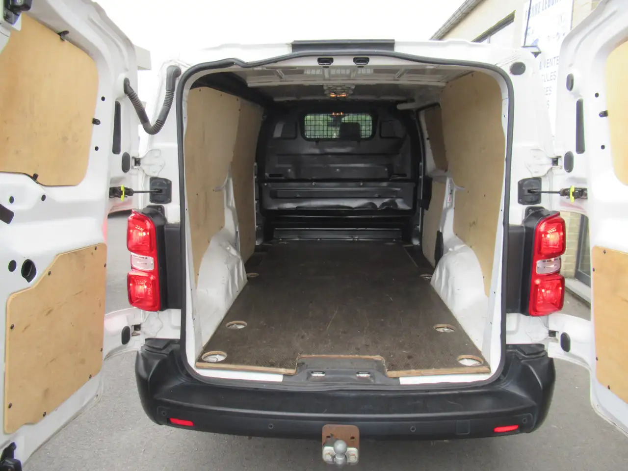 Citroen Jumpy L3 AIRCO 13900€+TVA/BTW - Furgon: slika 5 Citroen Jumpy L3 AIRCO 13900€+TVA/BTW - Furgon: slika 5