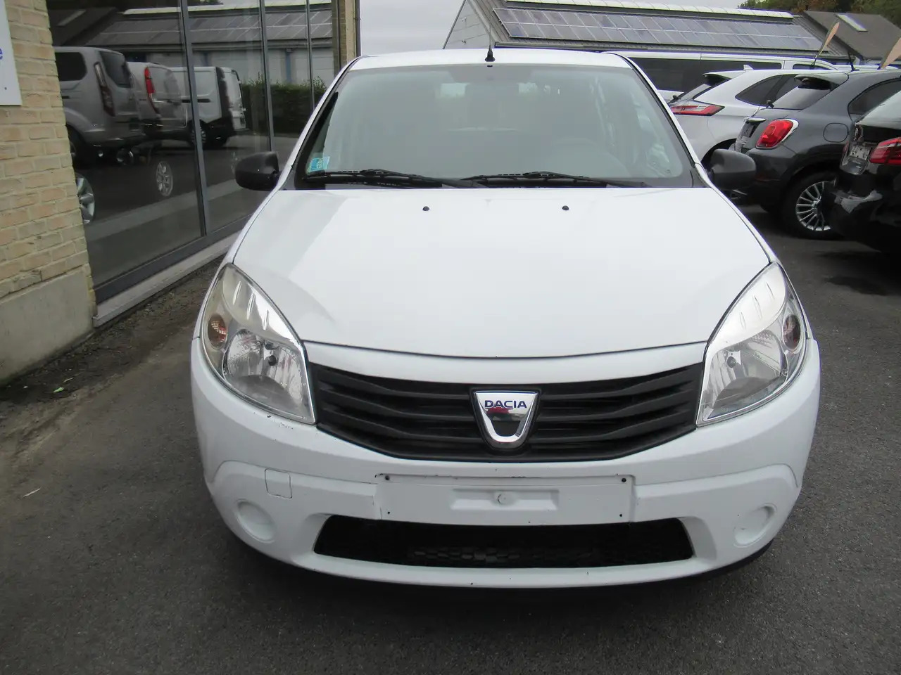Dacia Sandero Sandero 1.2i Ambiance - Automobil: slika 3 Dacia Sandero Sandero 1.2i Ambiance - Automobil: slika 3