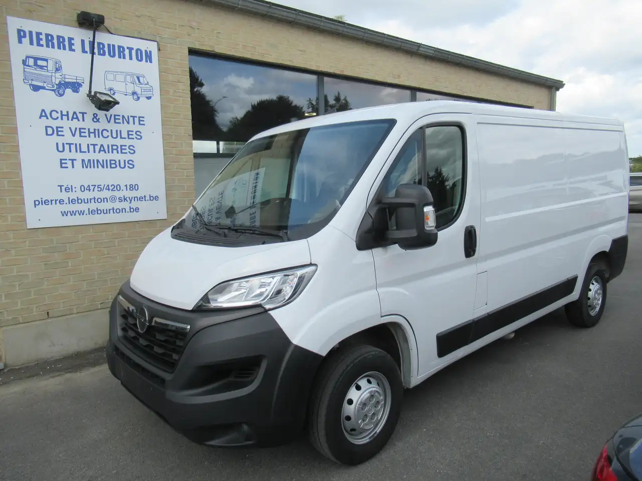 Opel Movano L2H1, cruise airco navi 17900€+tva - Druga mašina: slika 1 Opel Movano L2H1, cruise airco navi 17900€+tva - Druga mašina: slika 1