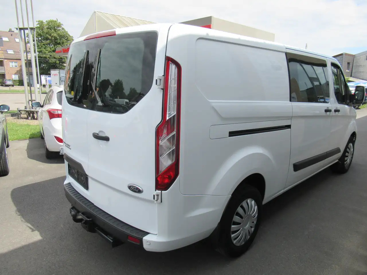 Ford Transit Custom L2, navi, cruis, clim 2PL 13900€+tva/btw - Mali kombi: slika 2 Ford Transit Custom L2, navi, cruis, clim 2PL 13900€+tva/btw - Mali kombi: slika 2