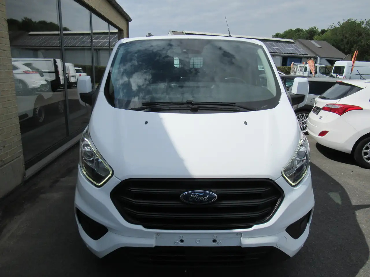 Ford Transit Custom L2, navi, cruis, clim 2PL 13900€+tva/btw - Mali kombi: slika 3 Ford Transit Custom L2, navi, cruis, clim 2PL 13900€+tva/btw - Mali kombi: slika 3