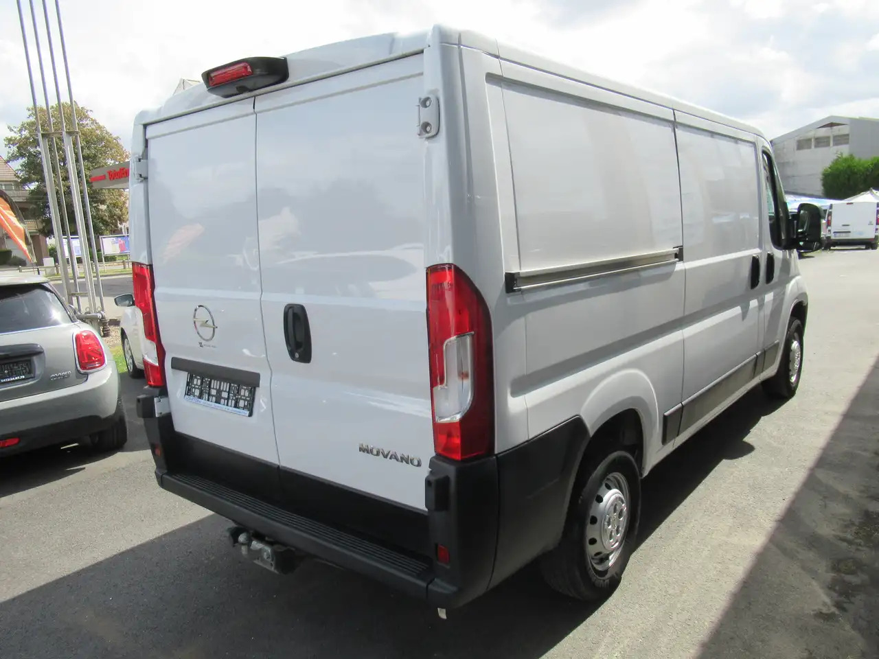Opel Movano L2H1, cruise airco navi 17900€+tva - Furgon: slika 2 Opel Movano L2H1, cruise airco navi 17900€+tva - Furgon: slika 2