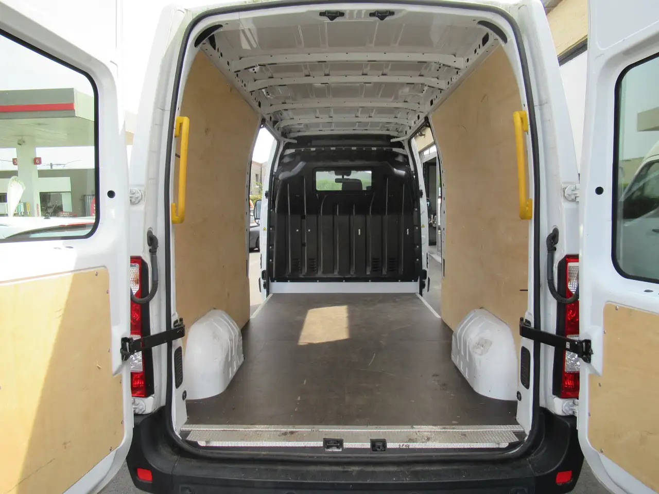 Opel Movano L3H2 AIRCO 2X/PL 14800€+TVA - Furgon: slika 5 Opel Movano L3H2 AIRCO 2X/PL 14800€+TVA - Furgon: slika 5