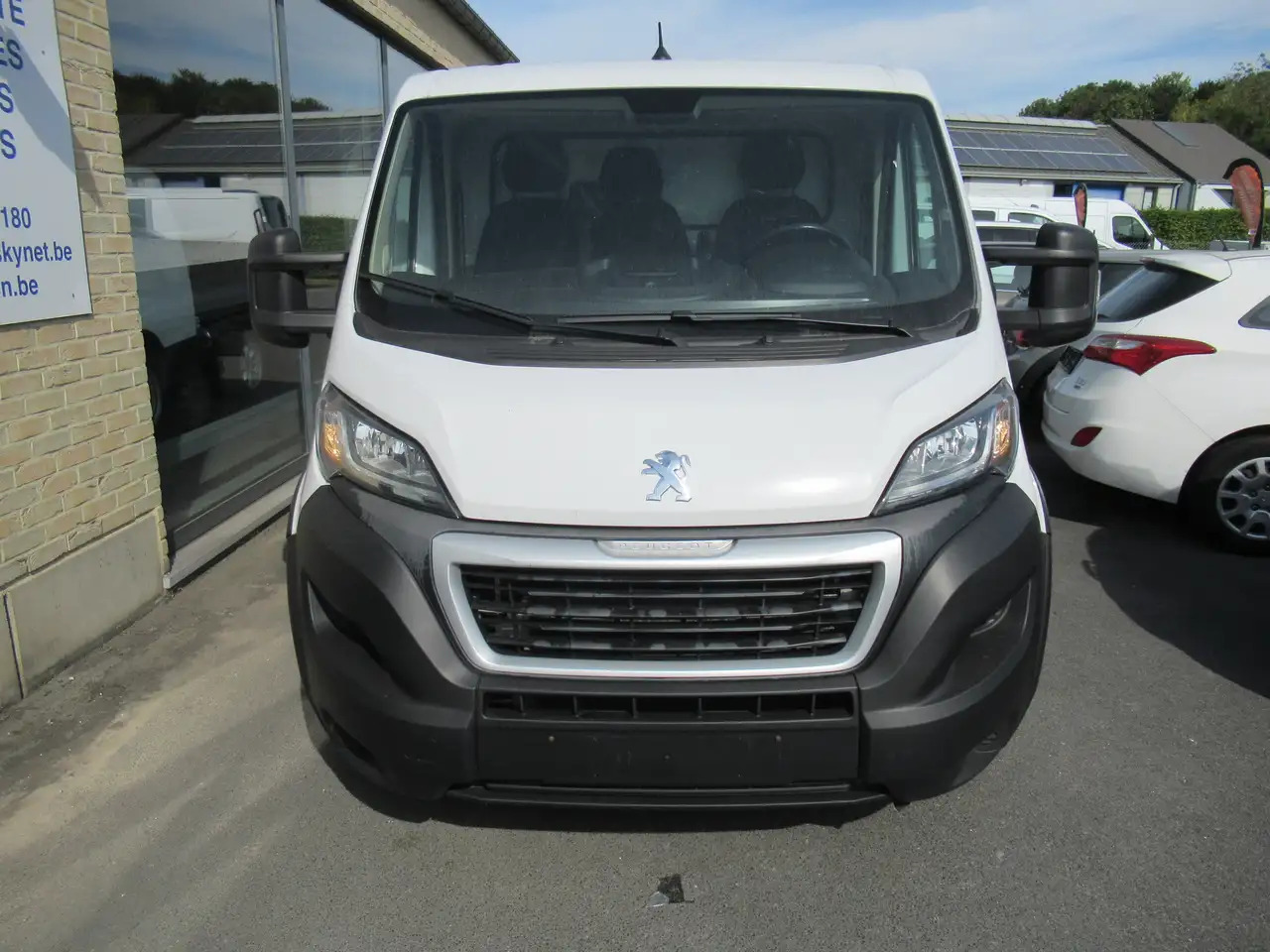 Peugeot Boxer benne basculante 19800€+tva/btw - Dostavno vozilo istovarivač: slika 3 Peugeot Boxer benne basculante 19800€+tva/btw - Dostavno vozilo istovarivač: slika 3
