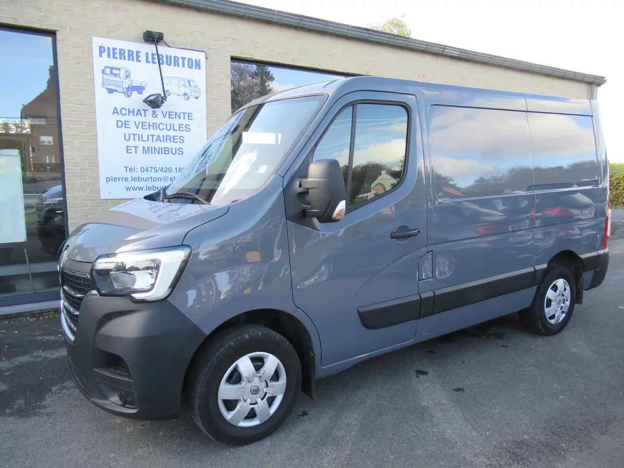 Renault Master L1H1 CLIM CAMERA 14800€+TVA/BTW - Furgon: slika 1 Renault Master L1H1 CLIM CAMERA 14800€+TVA/BTW - Furgon: slika 1