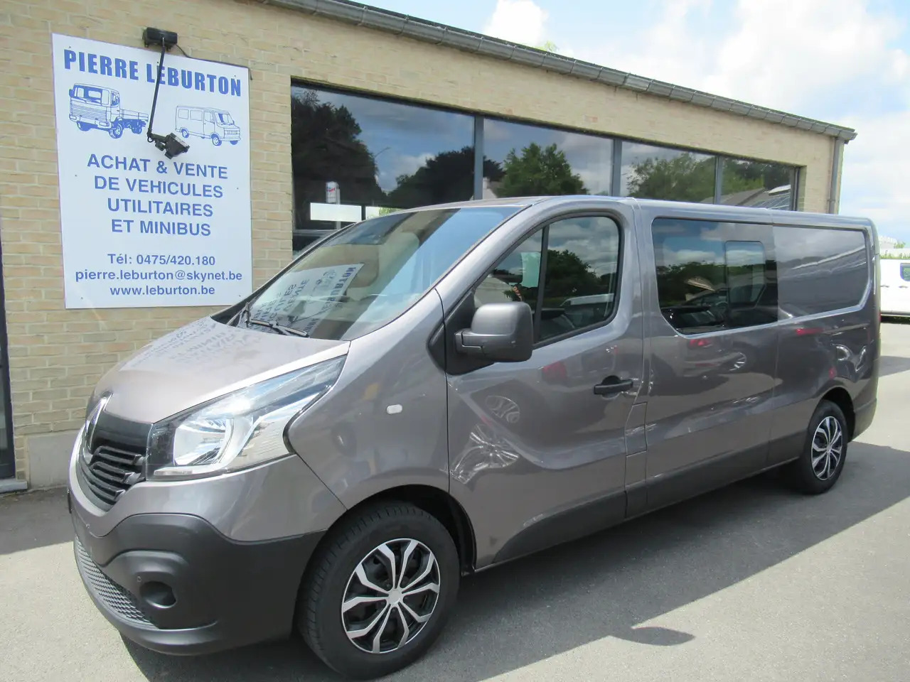 Renault Trafic L2 DBLE CAB NAVI CLIM 14000€+TVA/BTW - Furgon, Dostavno vozilo sa duplom kabinom: slika 1 Renault Trafic L2 DBLE CAB NAVI CLIM 14000€+TVA/BTW - Furgon, Dostavno vozilo sa duplom kabinom: slika 1