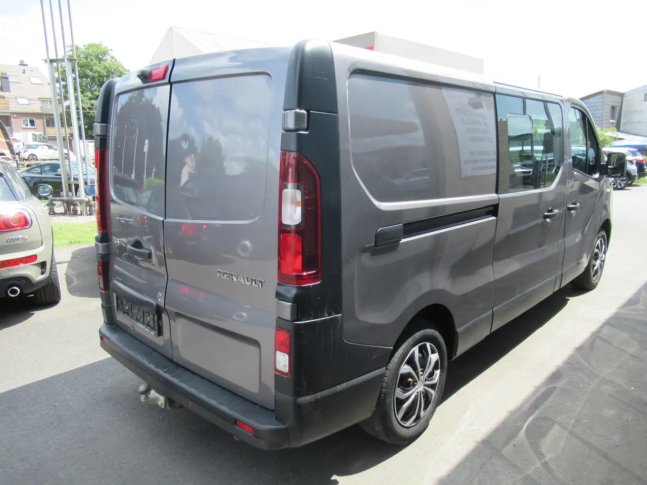 Renault Trafic L2 DBLE CAB NAVI CLIM 14000€+TVA/BTW - Furgon, Dostavno vozilo sa duplom kabinom: slika 2 Renault Trafic L2 DBLE CAB NAVI CLIM 14000€+TVA/BTW - Furgon, Dostavno vozilo sa duplom kabinom: slika 2
