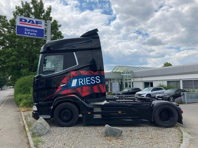 DAF XG 530 FT Vollluft Leder Kamera SpurH - Tegljač: slika 2 DAF XG 530 FT Vollluft Leder Kamera SpurH - Tegljač: slika 2