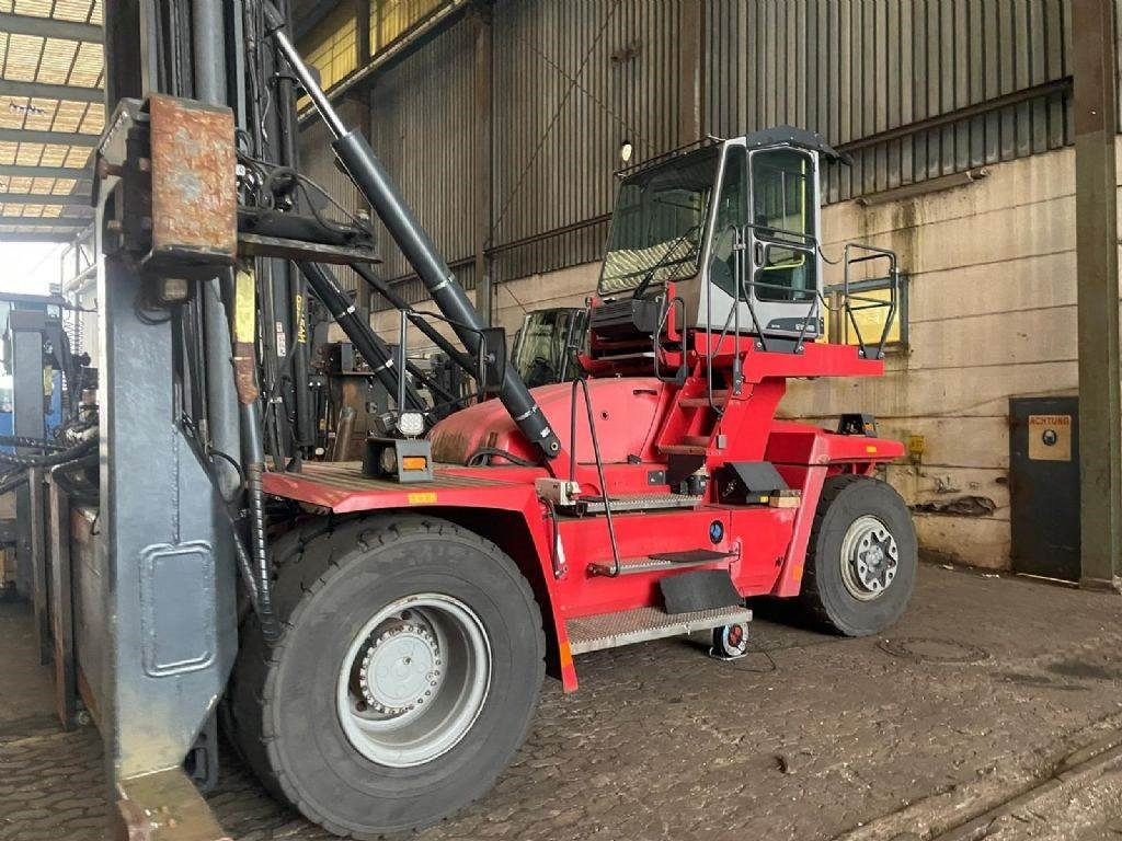 Kalmar DCF100-45E7 - Mašina za kontejenere: slika 1 Kalmar DCF100-45E7 - Mašina za kontejenere: slika 1