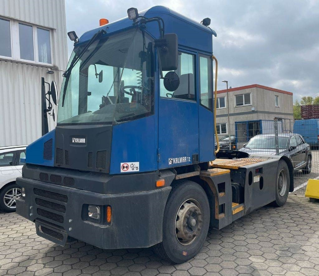 Kalmar T2 - Terminalni traktor: slika 4 Kalmar T2 - Terminalni traktor: slika 4