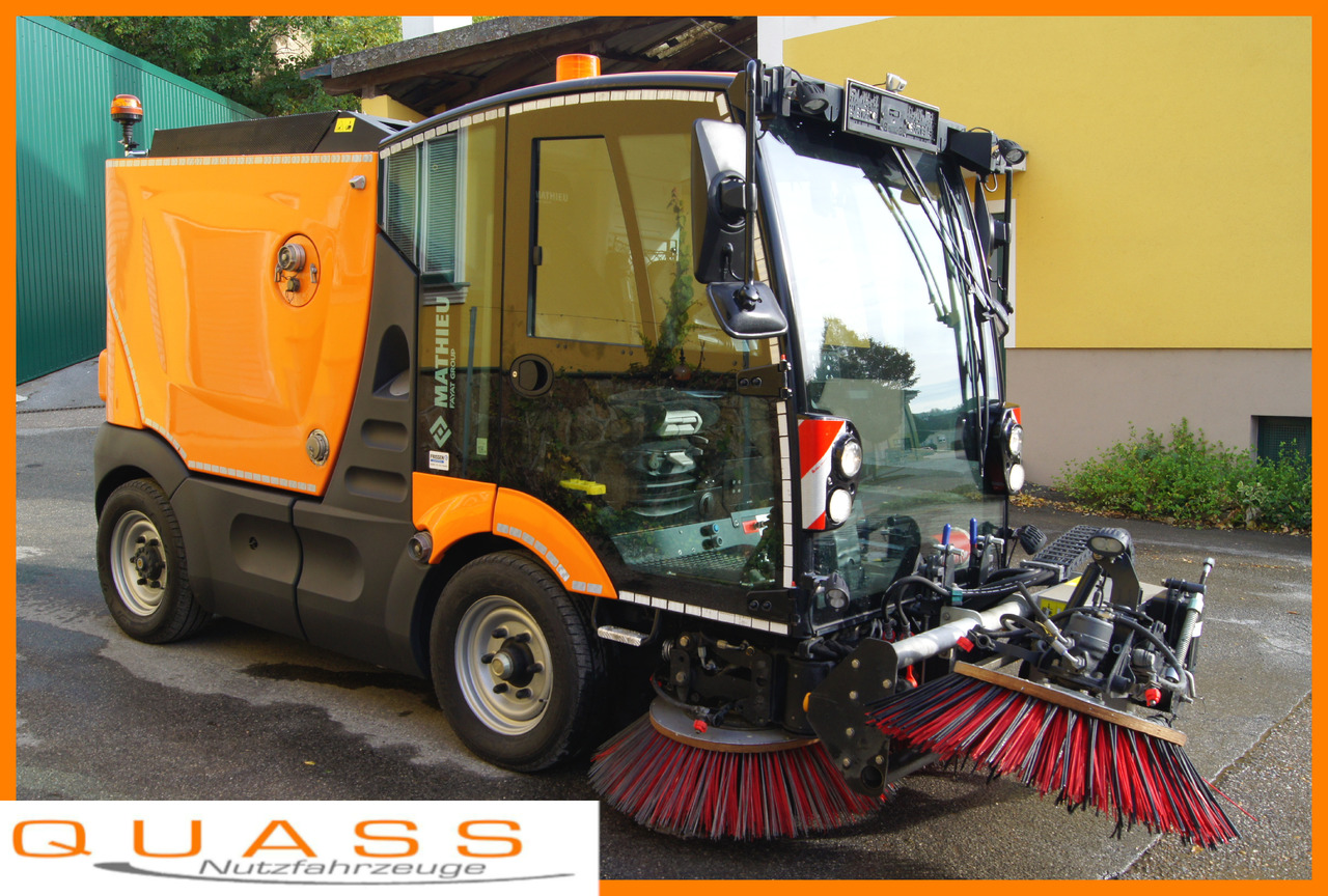 MATHIEU Azura Flex MC210 3-rd brush / EURO 6 - Autočistilica: slika 1 MATHIEU Azura Flex MC210 3-rd brush / EURO 6 - Autočistilica: slika 1