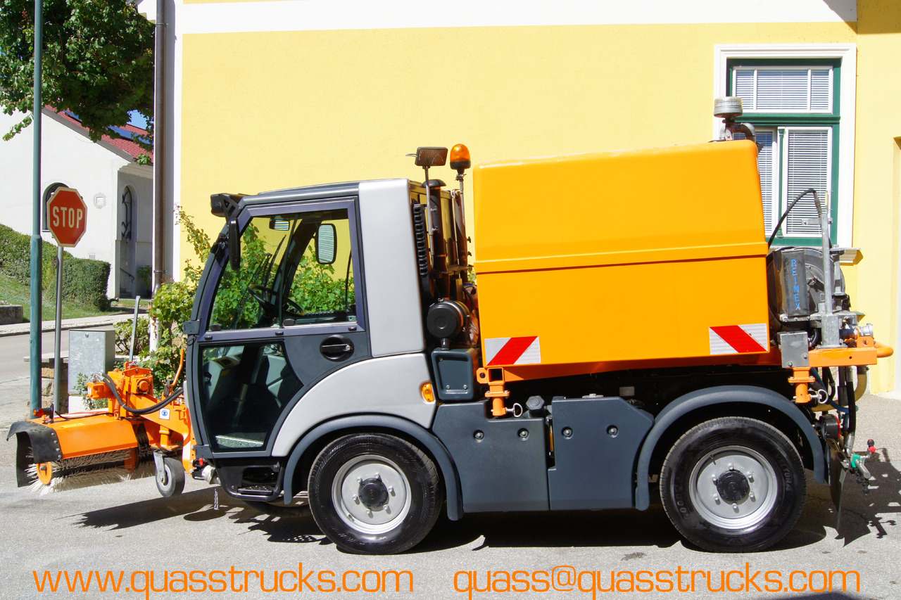 MULTICAR TREMO X56 Carrier CS/4x4/Euro 5/Besen/Wasserfass - Autočistilica: slika 2 MULTICAR TREMO X56 Carrier CS/4x4/Euro 5/Besen/Wasserfass - Autočistilica: slika 2