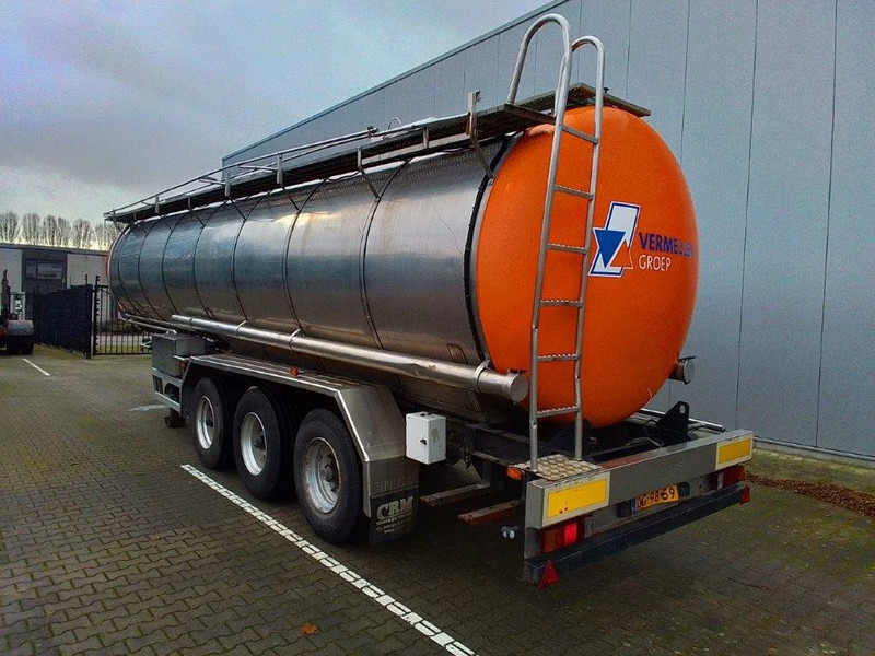 Burg 30000 liter 3 kamer tankoplegger - Poluprikolica cisterna: slika 2 Burg 30000 liter 3 kamer tankoplegger - Poluprikolica cisterna: slika 2