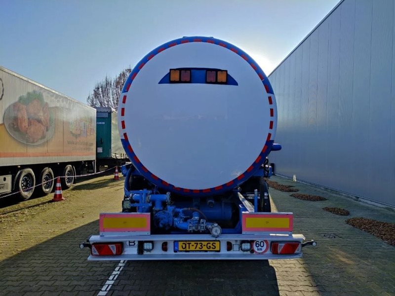 LAG 32000 liter tankoplegger met pomp ADR/VLG - Poluprikolica cisterna: slika 3 LAG 32000 liter tankoplegger met pomp ADR/VLG - Poluprikolica cisterna: slika 3