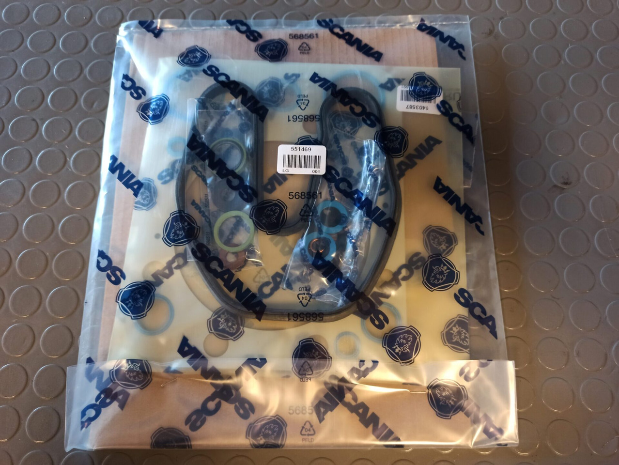 SCANIA GASKET KIT - 551469 - Zaptivka motora za Kamion: slika 1 SCANIA GASKET KIT - 551469 - Zaptivka motora za Kamion: slika 1