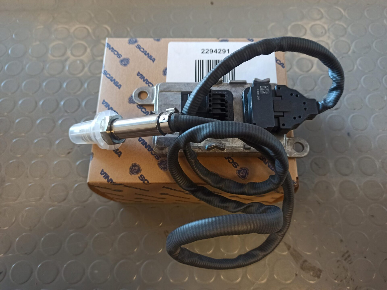SCANIA NOX SENSOR 2294291 - Senzor za Kamion: slika 1 SCANIA NOX SENSOR 2294291 - Senzor za Kamion: slika 1