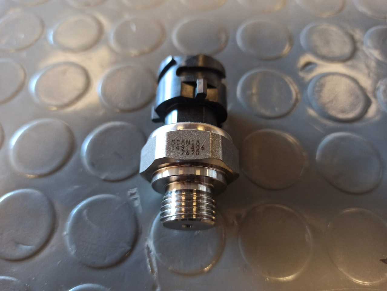 SCANIA PRESSURE SENSOR 1491406 - Senzor za Kamion: slika 1 SCANIA PRESSURE SENSOR 1491406 - Senzor za Kamion: slika 1