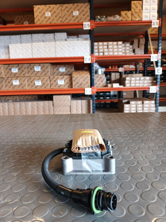 SCANIA SENSOR 1545124 - Senzor za Kamion: slika 1 SCANIA SENSOR 1545124 - Senzor za Kamion: slika 1