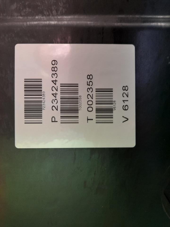 VOLVO OIL PAN 23424389 - Korito za ulje za Kamion: slika 3 VOLVO OIL PAN 23424389 - Korito za ulje za Kamion: slika 3